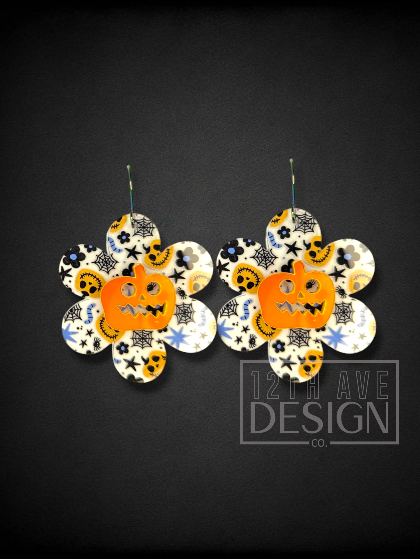 Retro Print Daisies